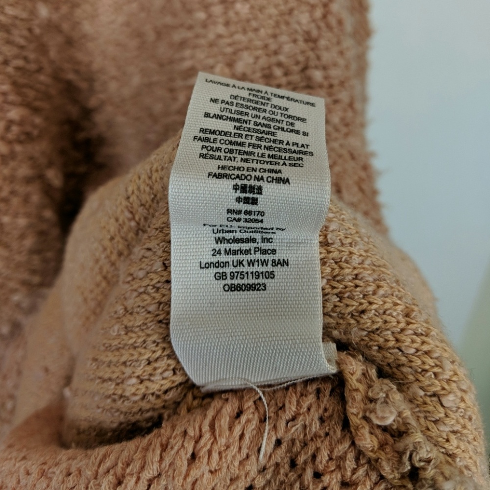 Free people cuddle up pullover - Picture 5 of 5